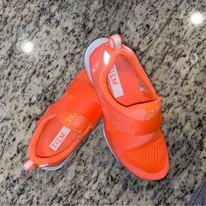 LIMITED EDITION fire orange spin shoes